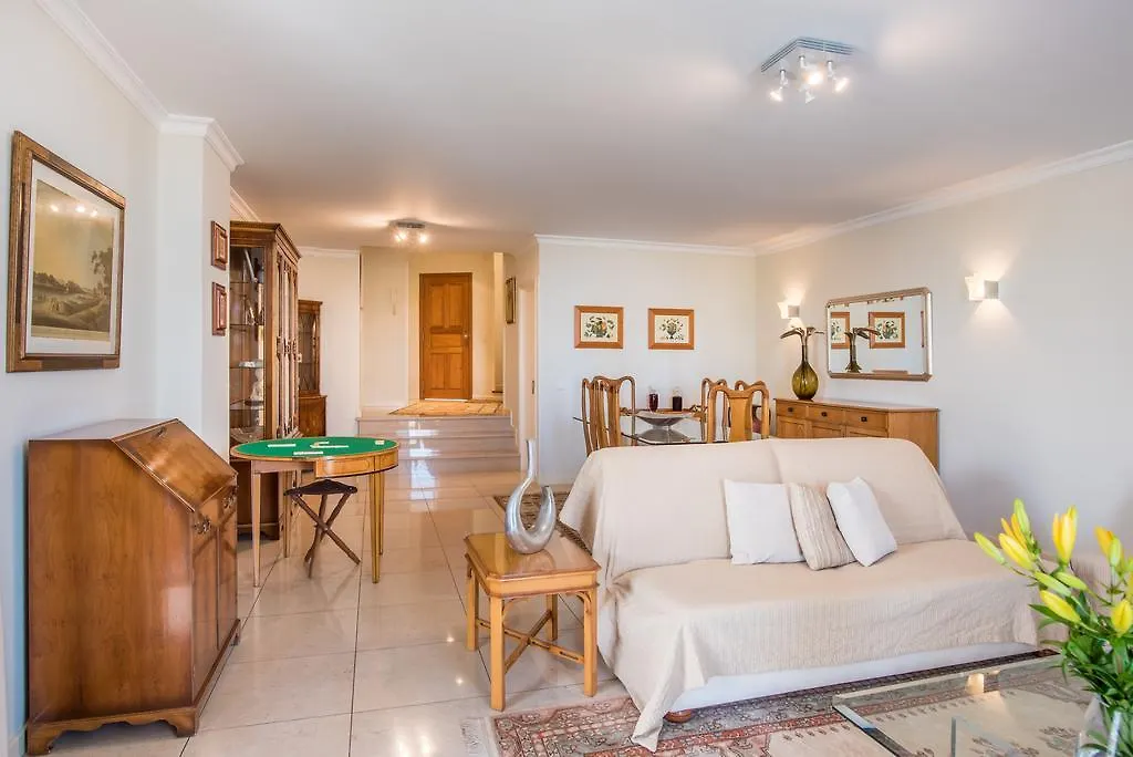 Villa America By Mhm Funchal   Funchal (Madeira)